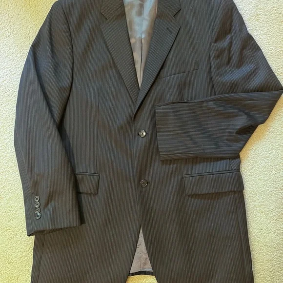 Calvin Klein Full Wool Suit (blazer and pants) - Picture 11 of 16